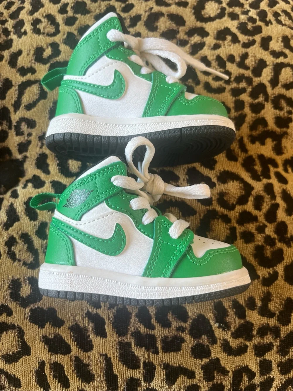 Toddler Retro 1 Jordan Shoes Size 2C NWOB